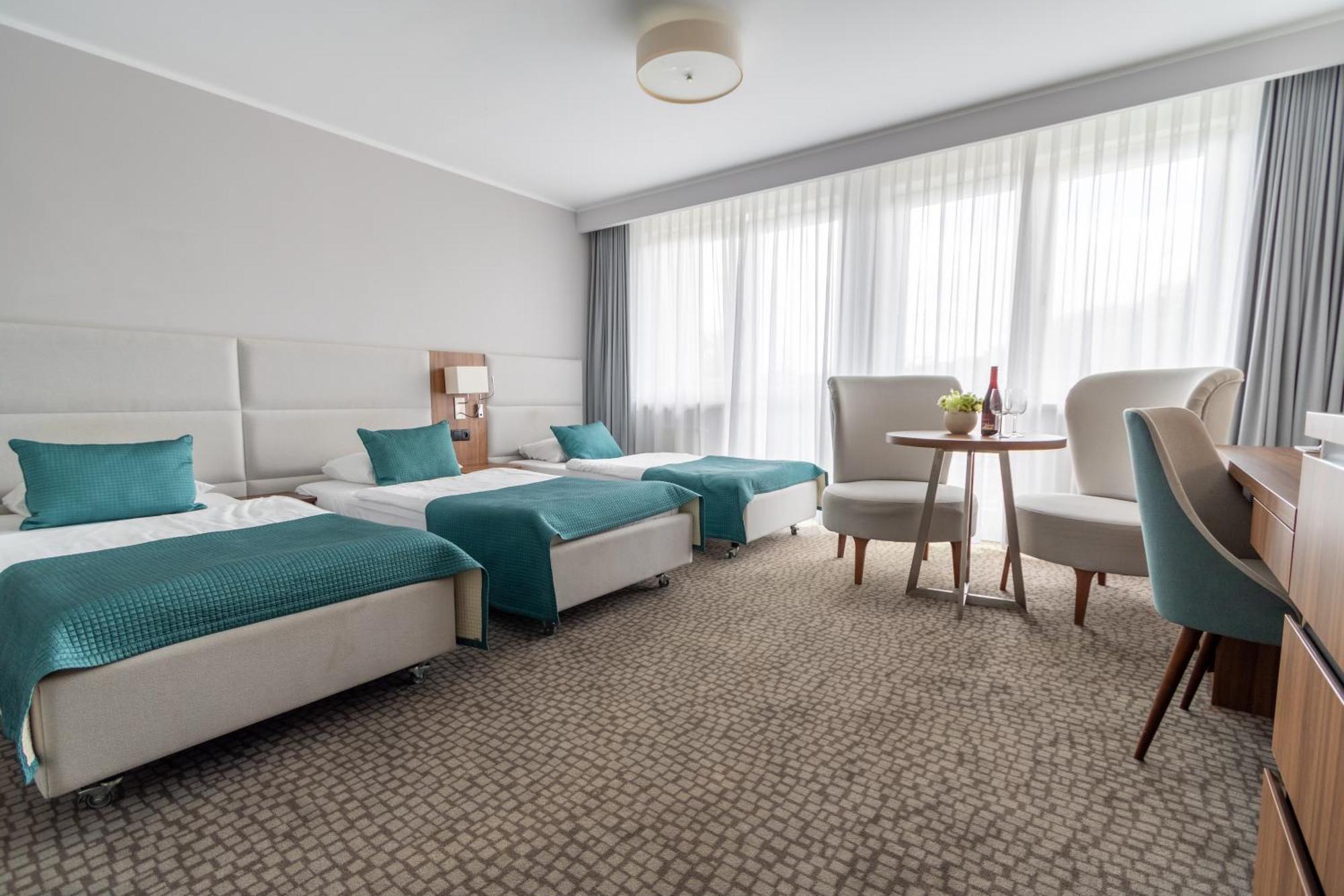 Hotel Wolin เมียนซิดดรอแย ภายนอก รูปภาพ